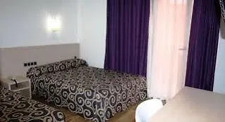 Tossa Hotell